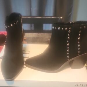 a.n.a Black Ankle Booties Sleek Design